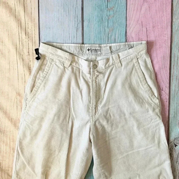 White corduroy Columbia pants - Picture 2 of 10